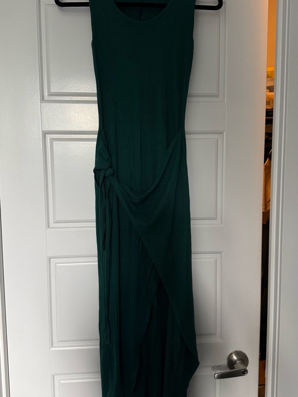 Sleeveless Emerald Green Ribbed Maxi Dress with Side Knot